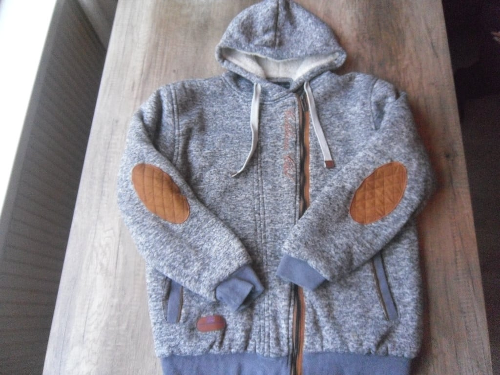 KLEDING