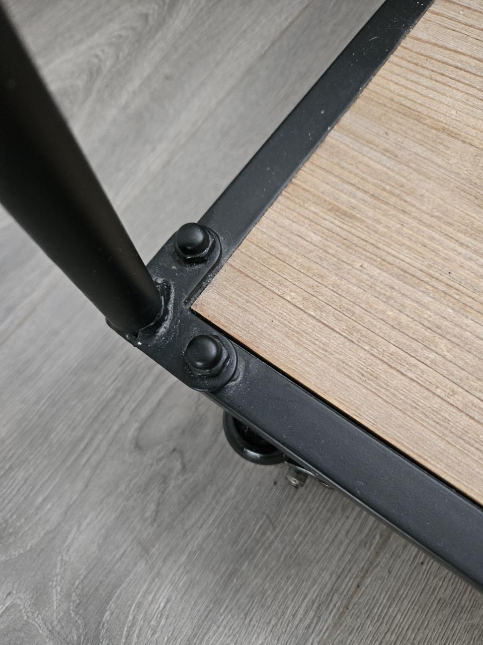 2x robuust verrijdbaar kledingrek met legplanken