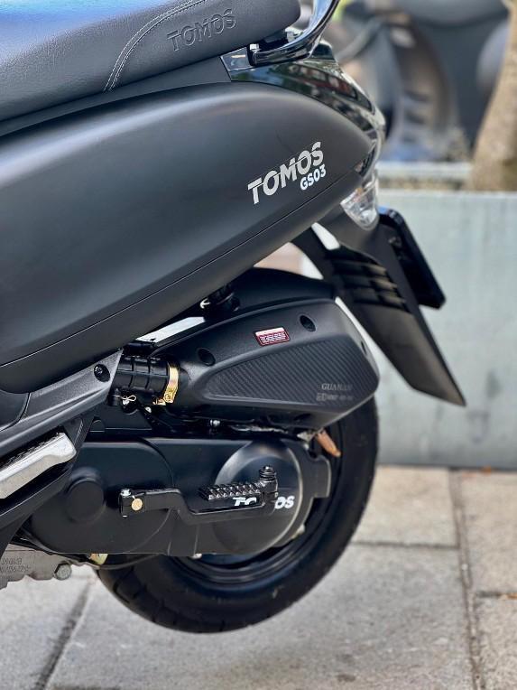 Scooterpromo Goes Nu Ook Dealer van TOMOS