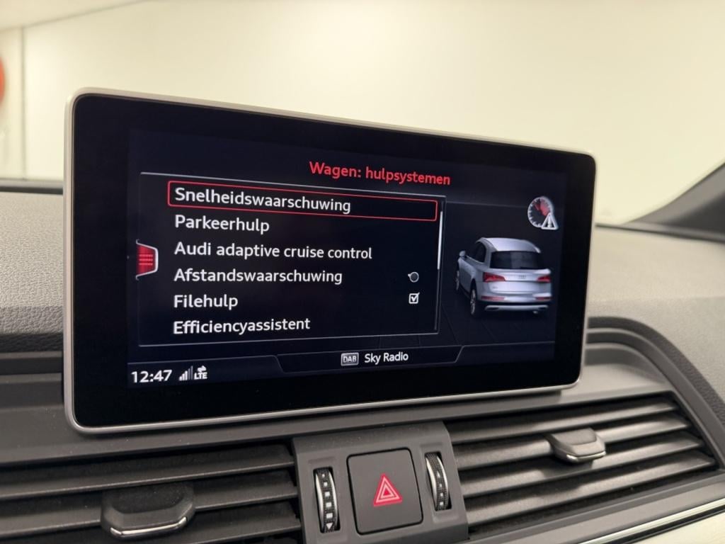 Audi Q5 50 tfsi e s edition | luchtvering | trekhaak | panoramadak |