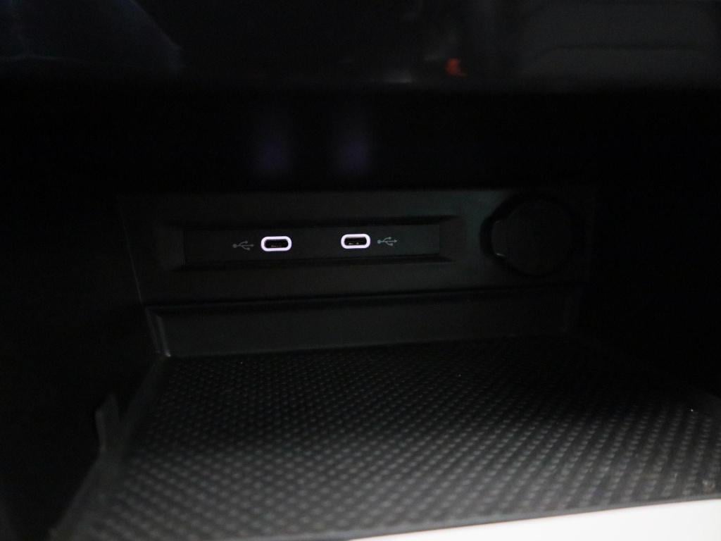 Volkswagen Tiguan 1.4 ehybrid dsg life | automaat | trekhaak | dab | virtua