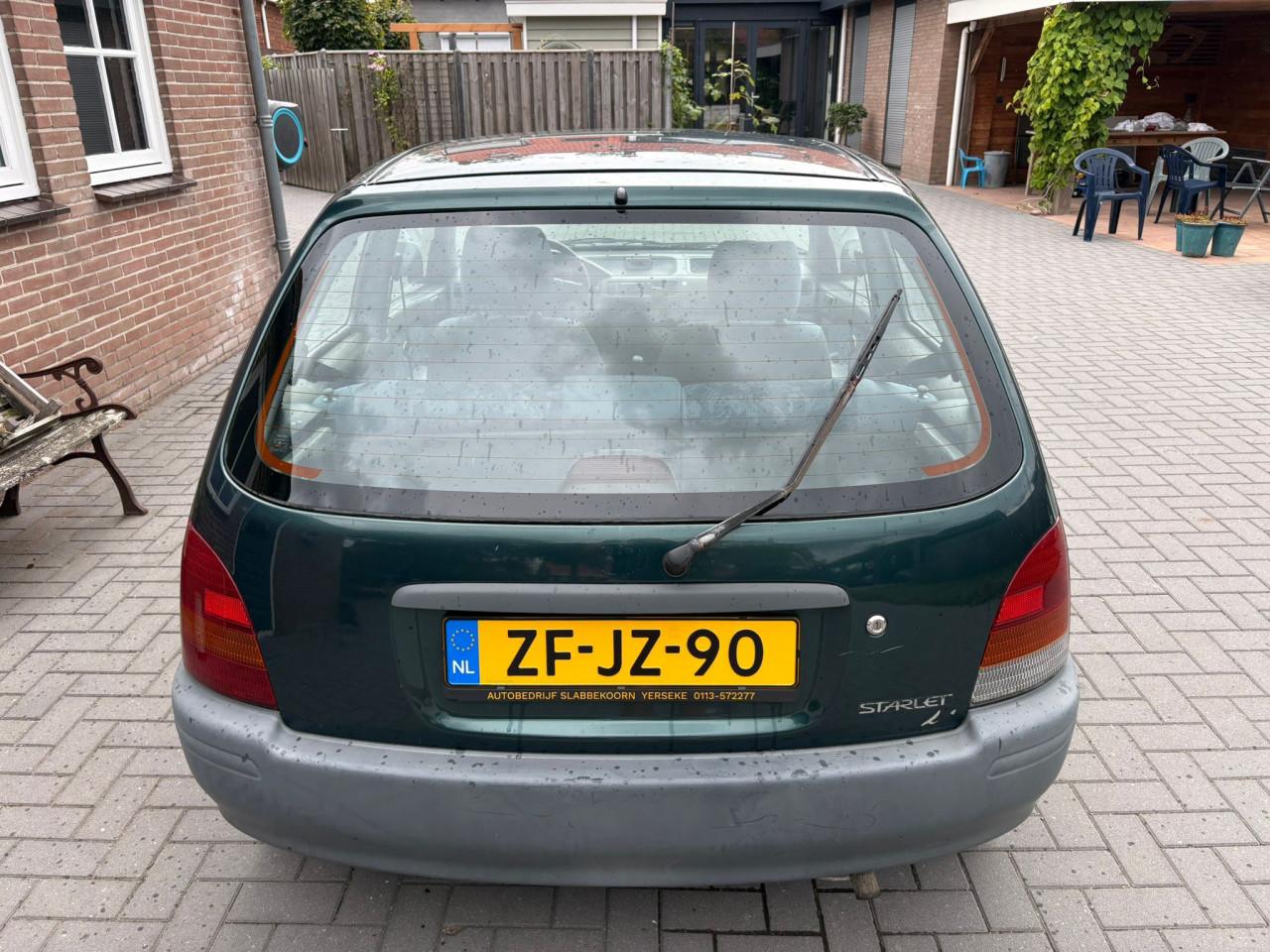 Toyota Starlet 1999