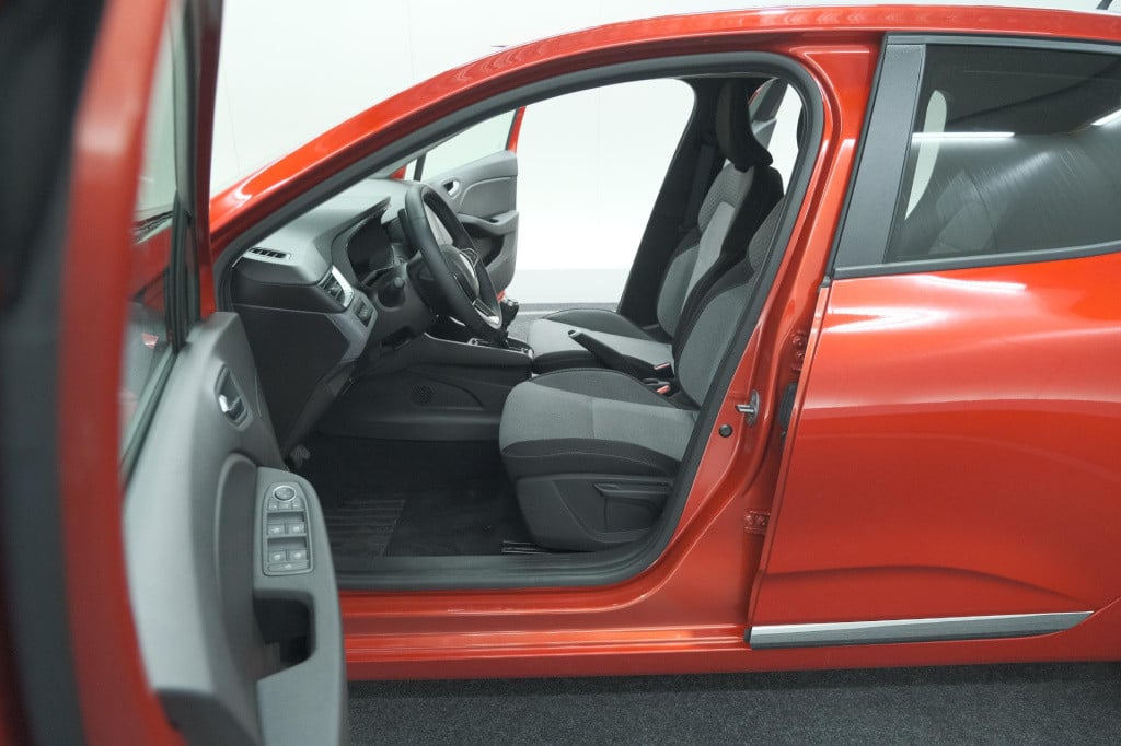 Renault Clio tce 90 gpf evolution | camera | navigatie | apple carplay | pa