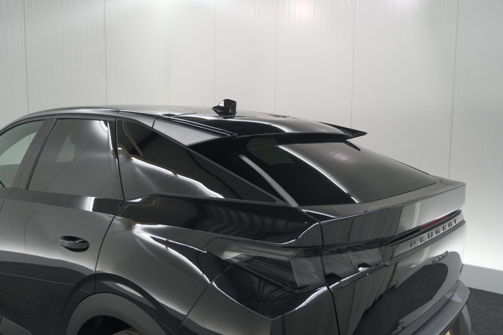 Peugeot 3008 1.2 hybrid 145 gt | elektrische kofferklep | camera | adaptiev