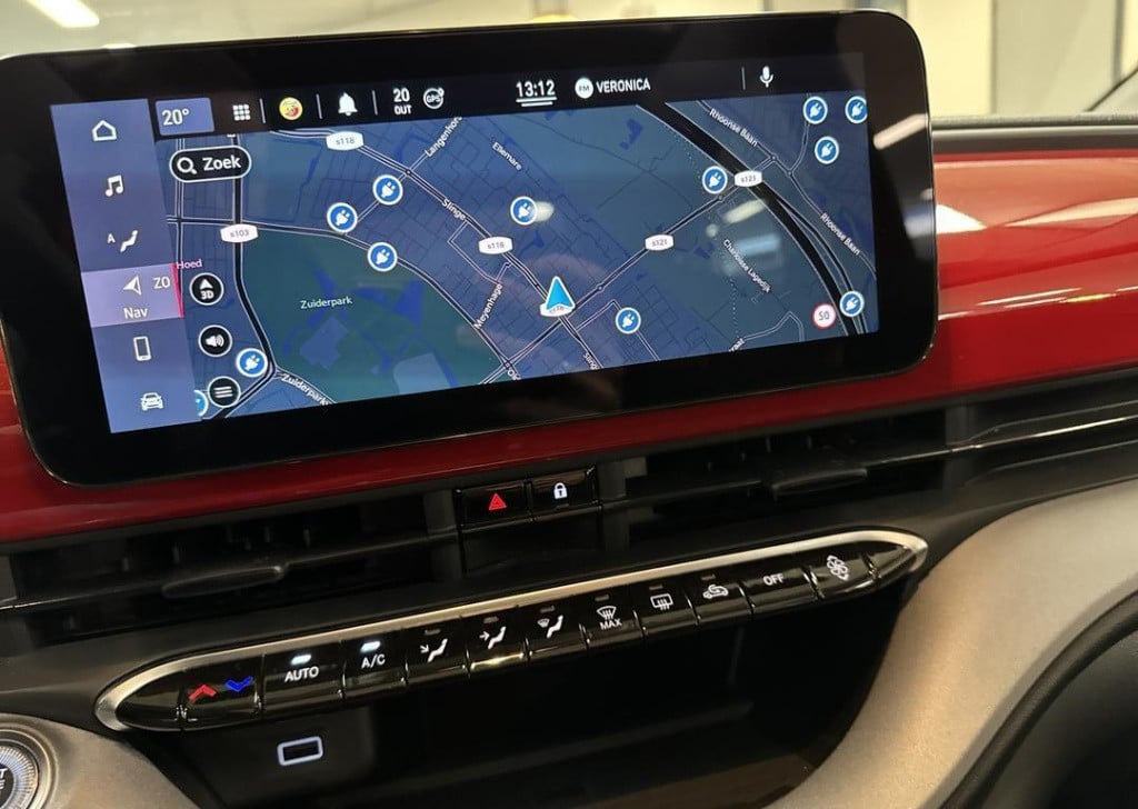 Fiat 500e cabrio red 24 kwh