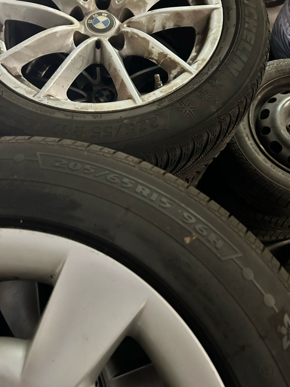 BMW 5-SERIE LICHT METALEN VELGEN CHAMPIRO WINTERBANDEN