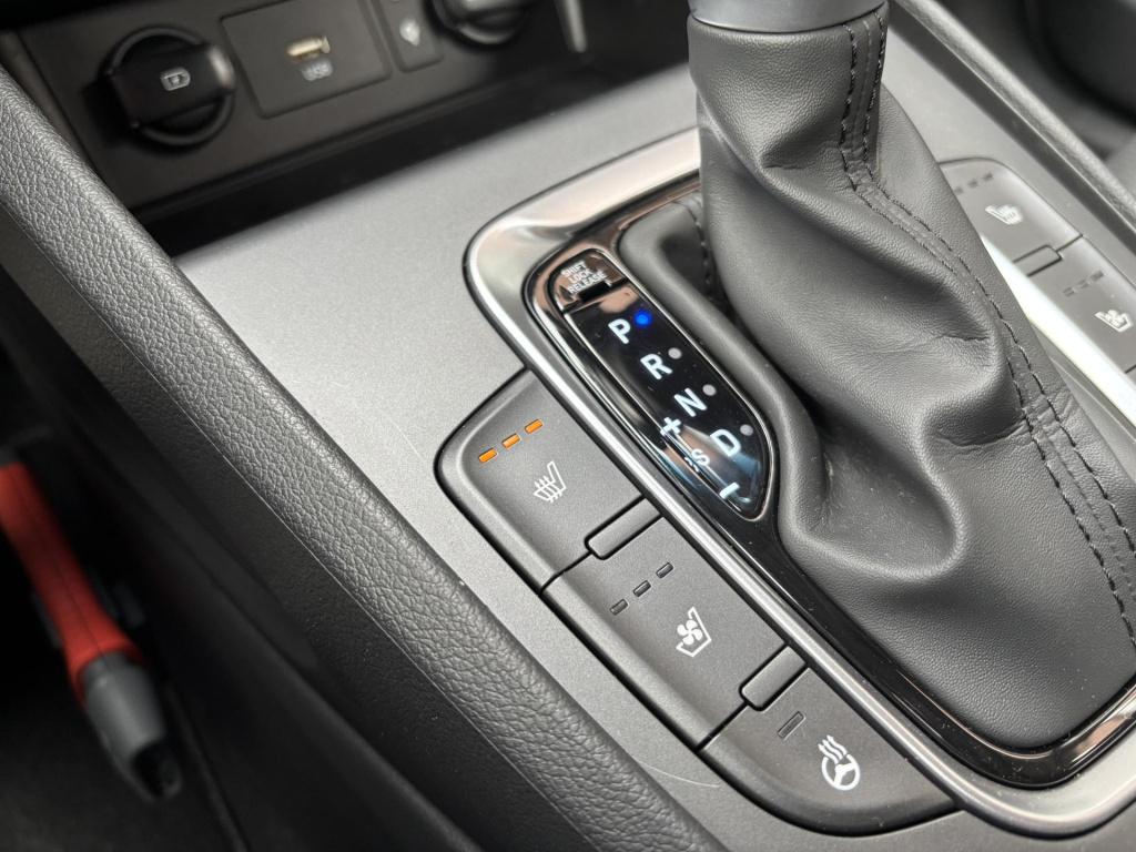Hyundai Kona 1.6 gdi hev premium incl. trekhaak!