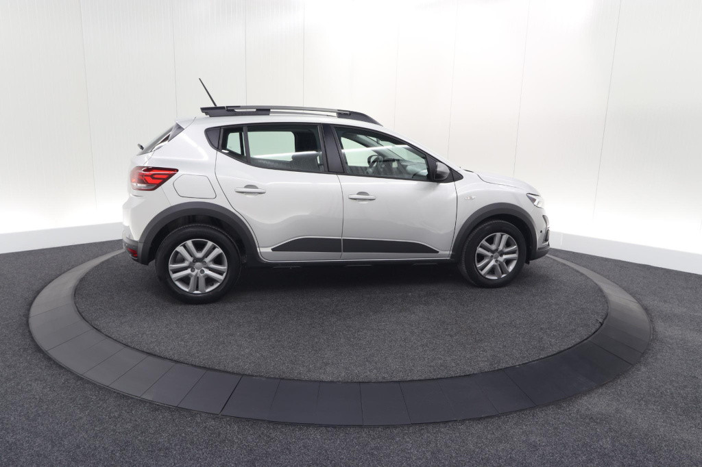 Dacia Sandero Stepway tce 90 expression | camera | dodehoekdetectie | navig
