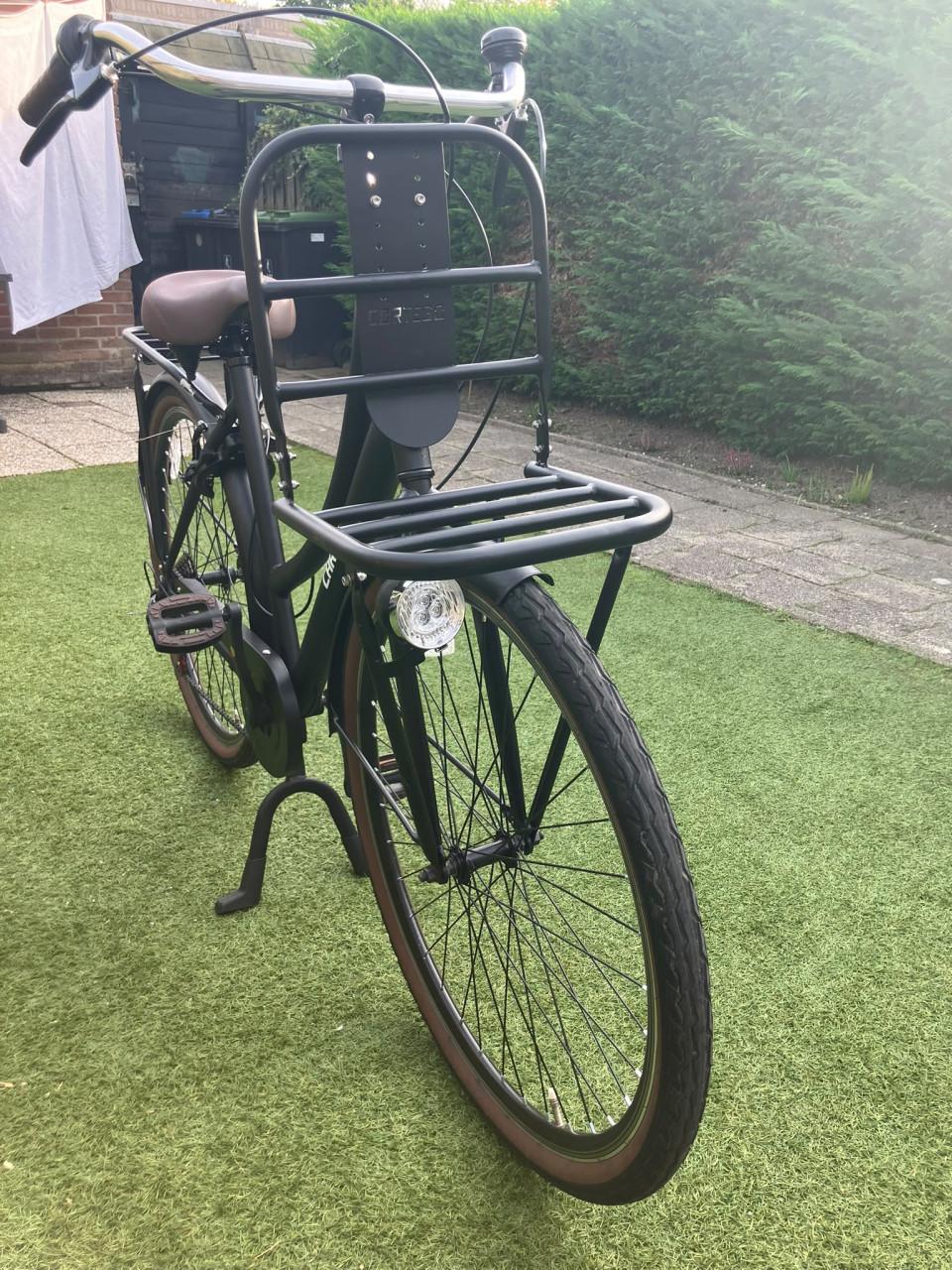 Damesfiets 28 inch (nieuw, 3 wk oud)