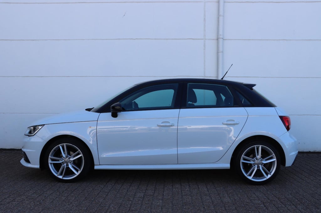 Audi A1 Sportback 1.0 tfsi adrenalin