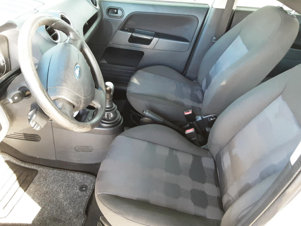 Ford Fusion 1.4-16v champion