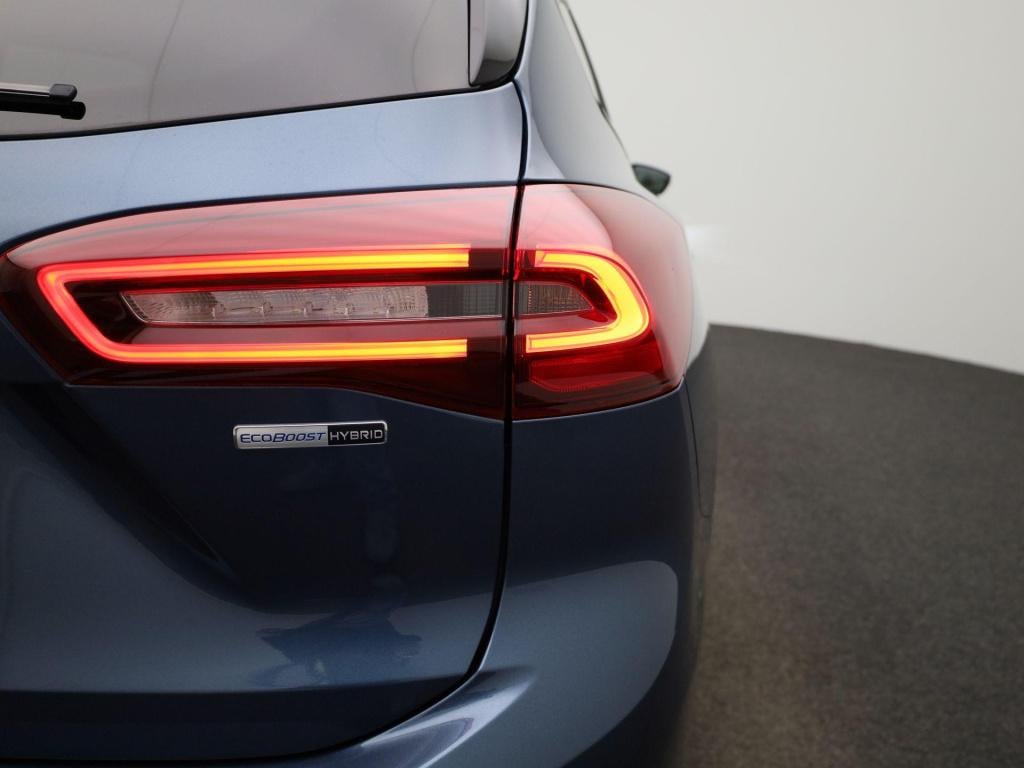 Ford Focus wagon 1.0 ecoboost hybrid st line style | trekhaak | climate con