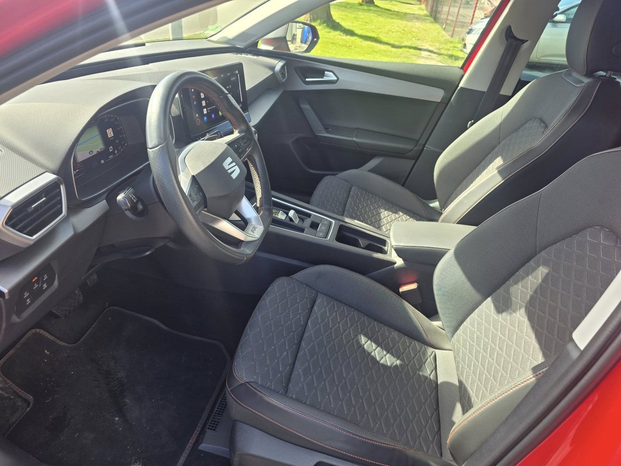 Super mooie !!!!! Seat leon 1.5e tsi FR Business intense  Bj 2022  Km14500