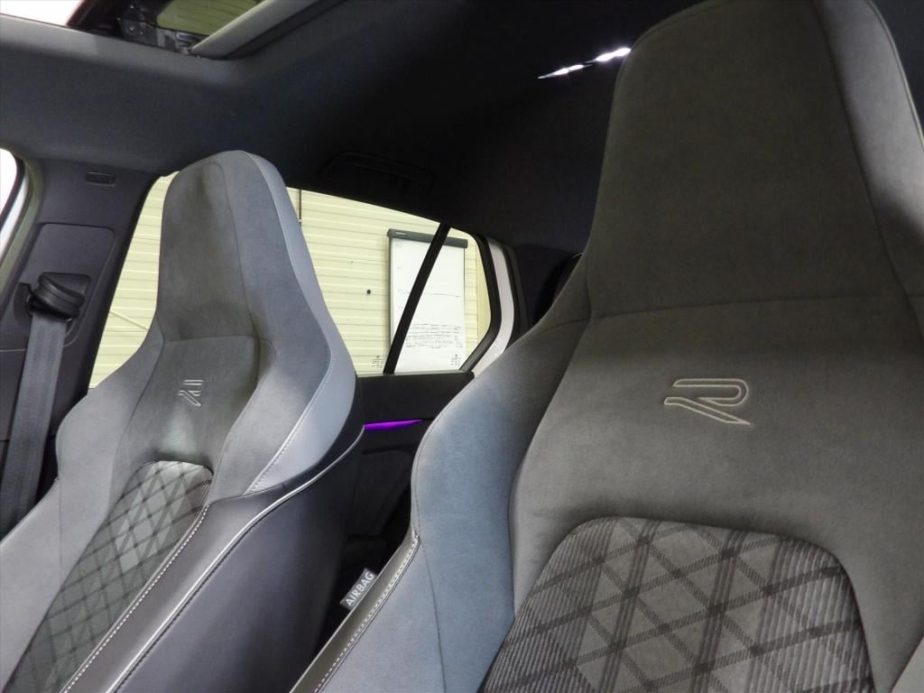 Volkswagen Golf 1.5 etsi 130pk 7-dsg r-line