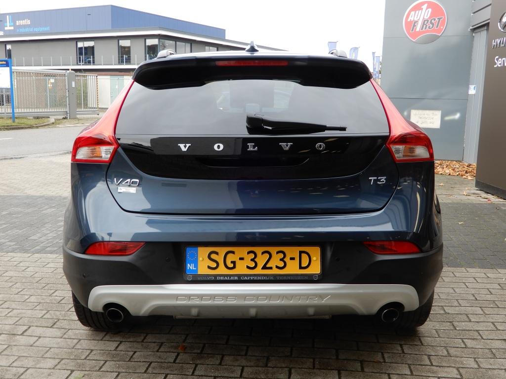 Volvo V40 cross country 1.5 t3 nordic+ | nl auto | lage km stand | dealer o