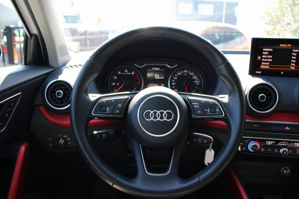 Audi Q2 1.4 tfsi sportline - automaat - acc - led - matrix - apple carplay 