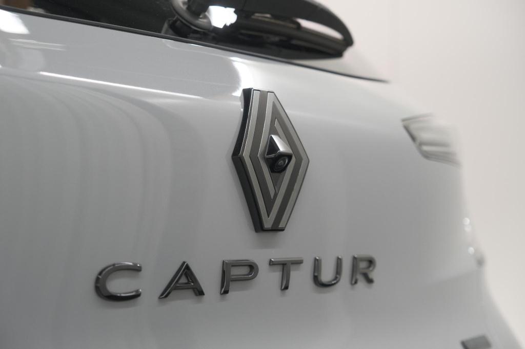 Renault Captur 1.8 e-tech full hybrid 160 esprit alpine | rondom camerazich