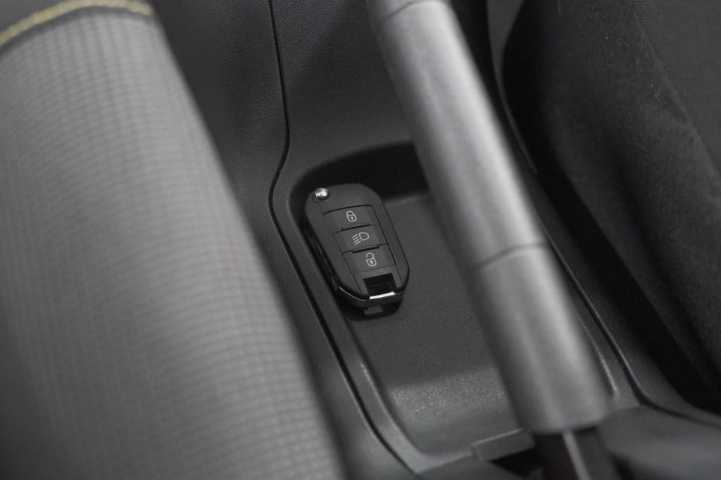 Citroen C3 puretech 110 eat6 max | apple carplay | parkeersensoren | climat