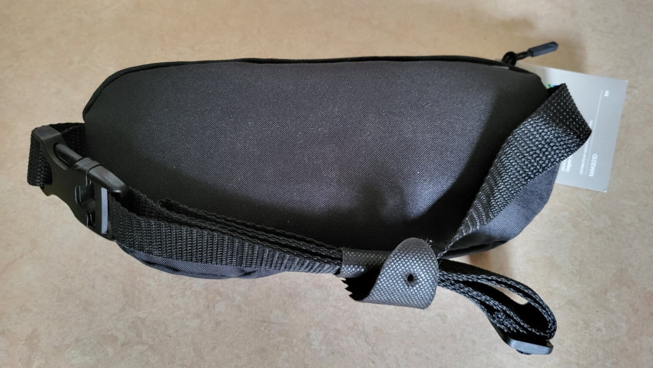 United Airlines Therabody amenity kit cross body tas - NIEUW