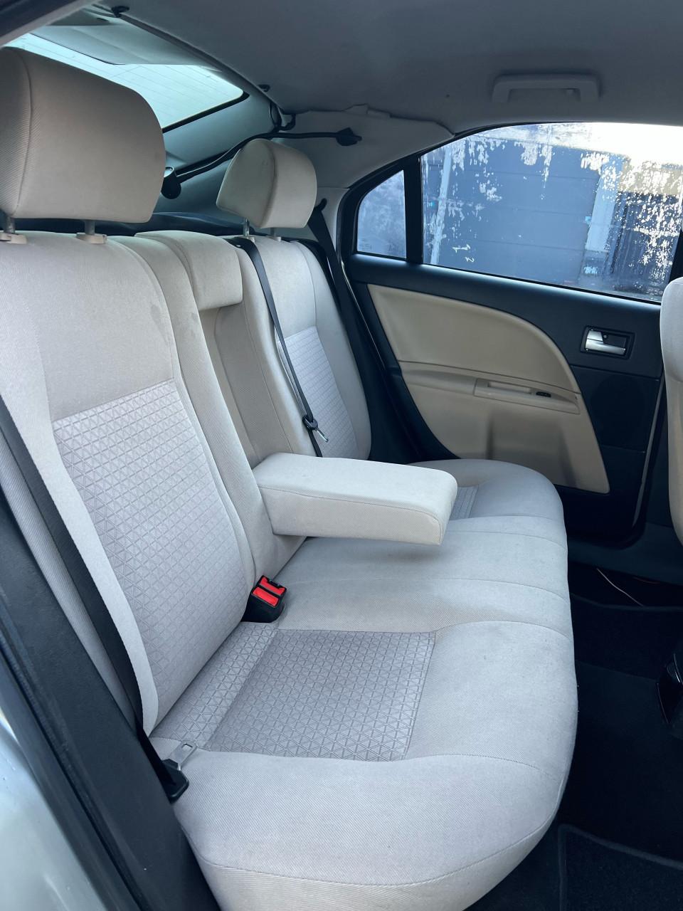 Ford Mondeo 2.0-16V Futura Automaat Jaar Apk