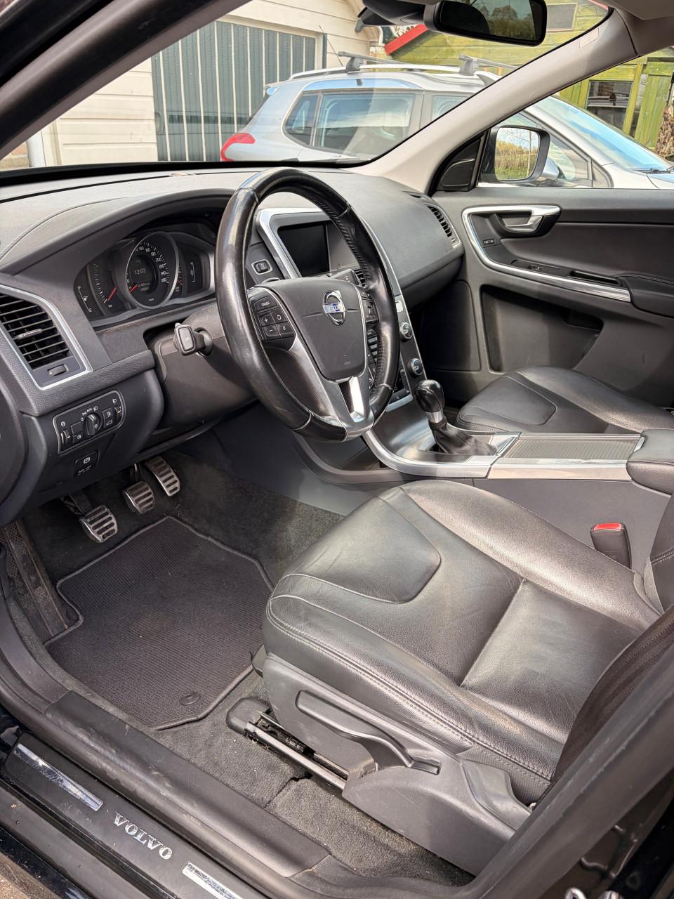 Mooie Volvo D3 uit 2014