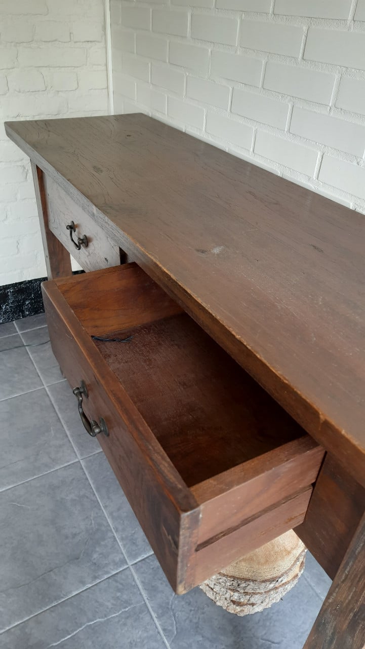 Sidetable