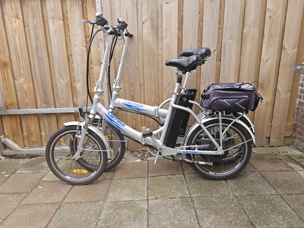 Prachtige Set Swemo elektrische vouwfietsen 400Wh