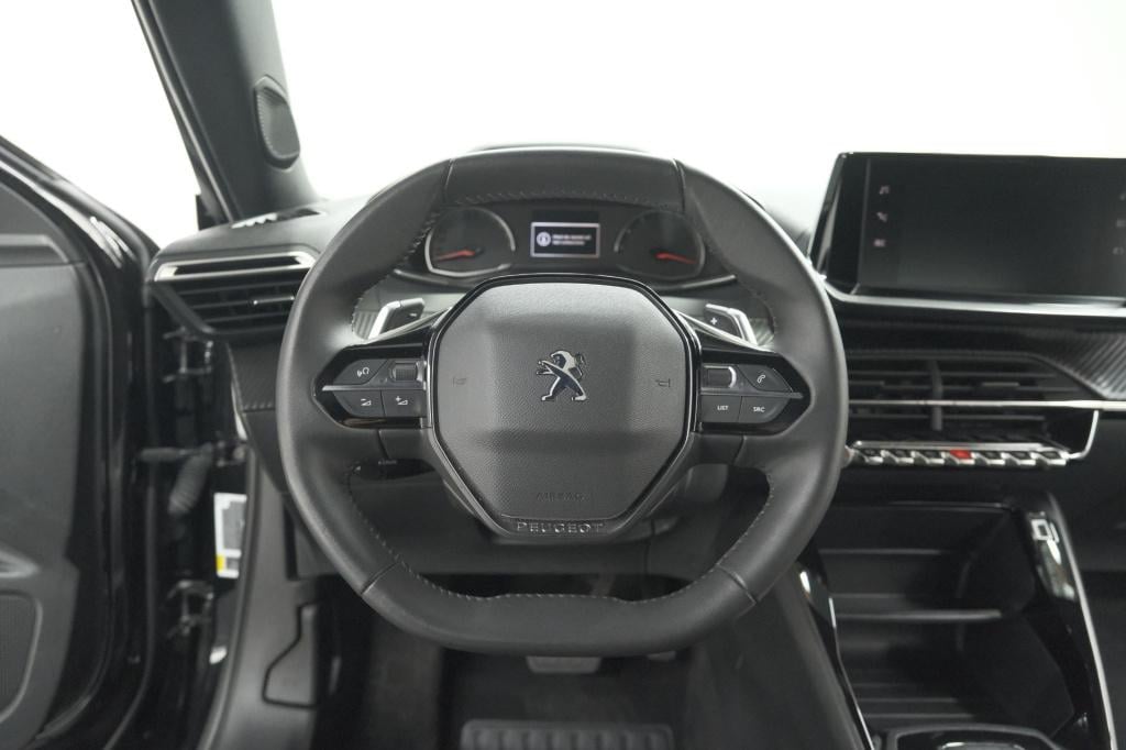 Peugeot 2008 puretech 130 active pack | trekhaak | camera | navigatie | par
