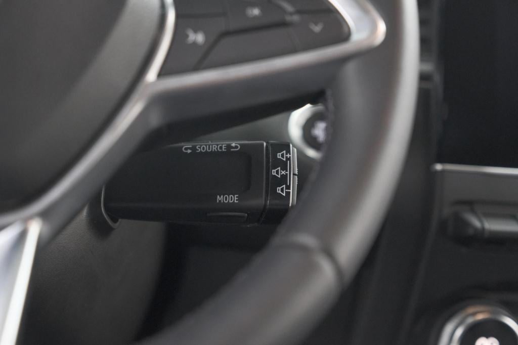 Renault Captur 1.6 e-tech full hybrid 145 techno | pack full screen | camer