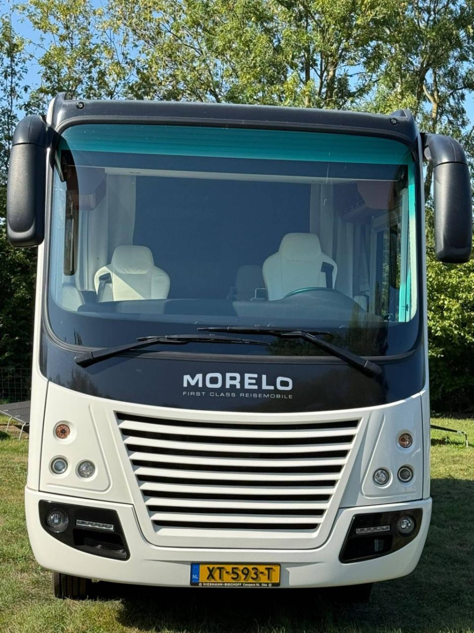 Morelo Onbekend palace | luchtvering | tv | 85hs/l