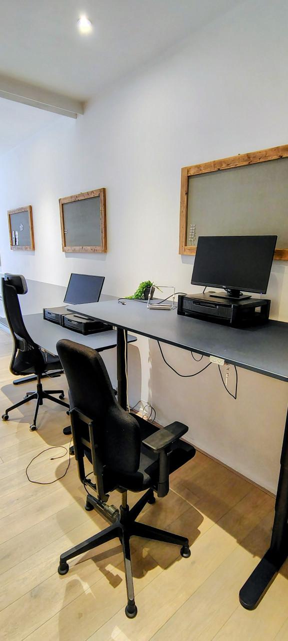 Kantoormeubelen (gratis voor stichting / vereniging)