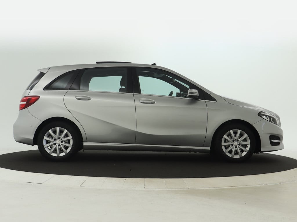 Mercedes-Benz B-Klasse 180 ambition | panoramadak | memory stoel | climate 