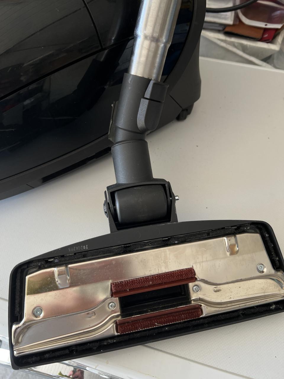 Miele S8 Black Diamond 2200W als nieuw compleet