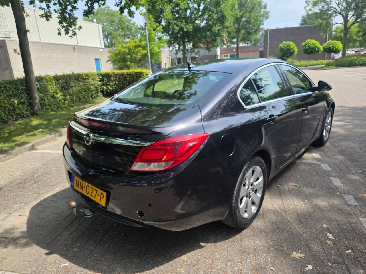 Koopje zeer nette Opel Insignia 1.8i Cosmo