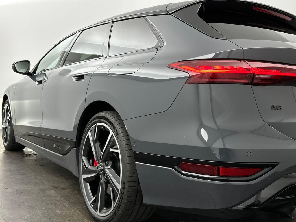 Audi A6 Avant E-tron s edition e-tron 100kwh 270 kw / 367 pk avant elek
