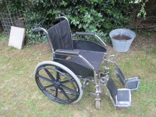 Te koop rolstoel met been steunen