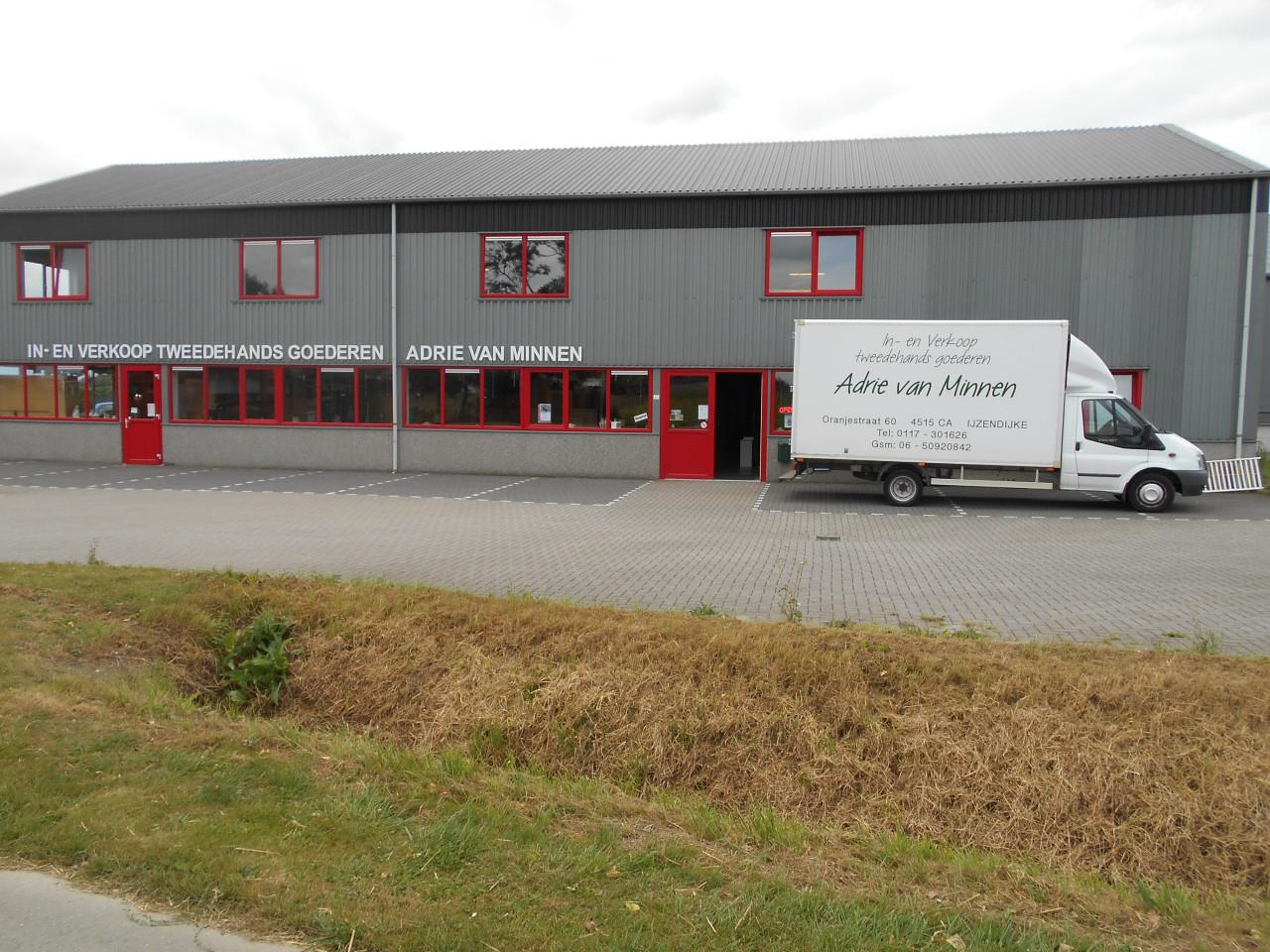 Curiosa wandmeubel uit de jaren '30 in zeer goede staat 2 delig