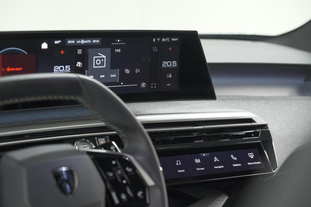 Peugeot 5008 1.2 hybrid 136 gt 7p | adaptieve cruise control | camera | ele