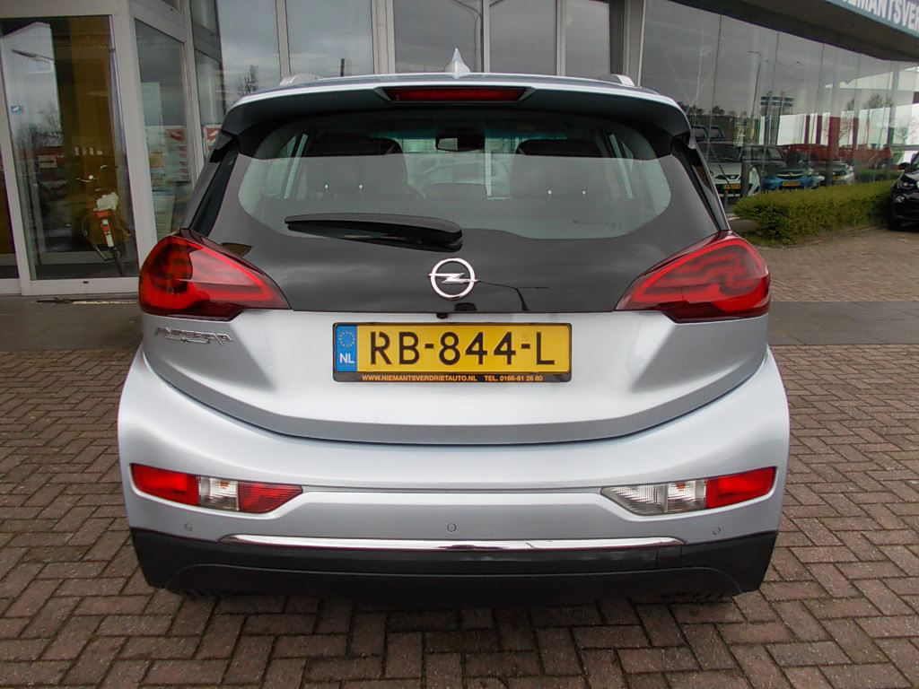 Opel Ampera-e navi, cr.control, leer, stoelverw., stuurverw