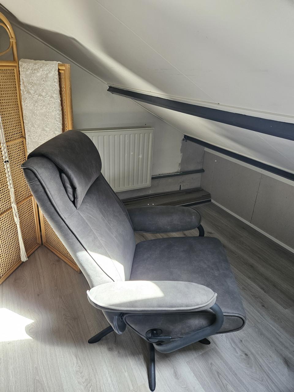 Relaxstoel met voetenbankje zgan