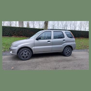 Subaru Justy 1.3i-16V, 80.9xx km!, 19-2-'27 APK, 4x4, Trekhaak, Zilvergrijs