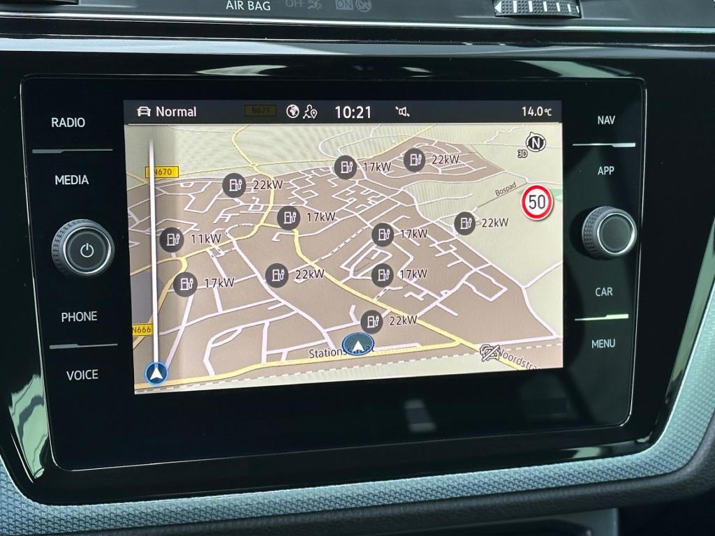 Volkswagen Touran 1.5 tsi 150pk dsg goal 7-persoons | trekhaak | dode hoek 