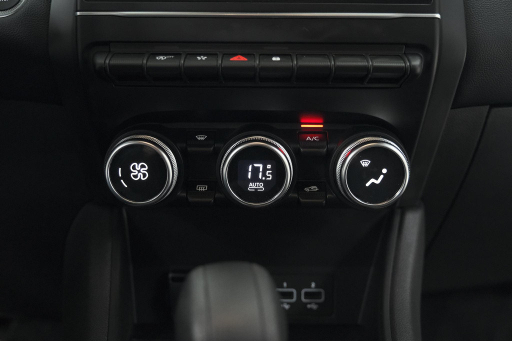 Renault Captur mild hybrid 140 edc techno | camera | navigatie | apple carp