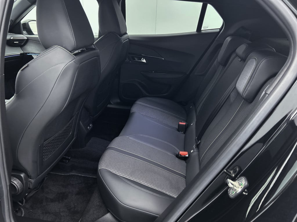 Peugeot 2008 130pk automaat gt-line
