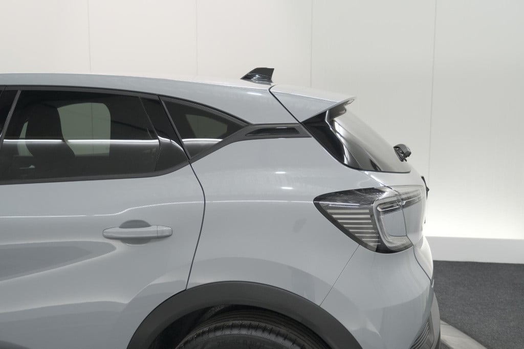 Renault Captur tce 90 techno | nieuw model | camera | navigatie | apple car