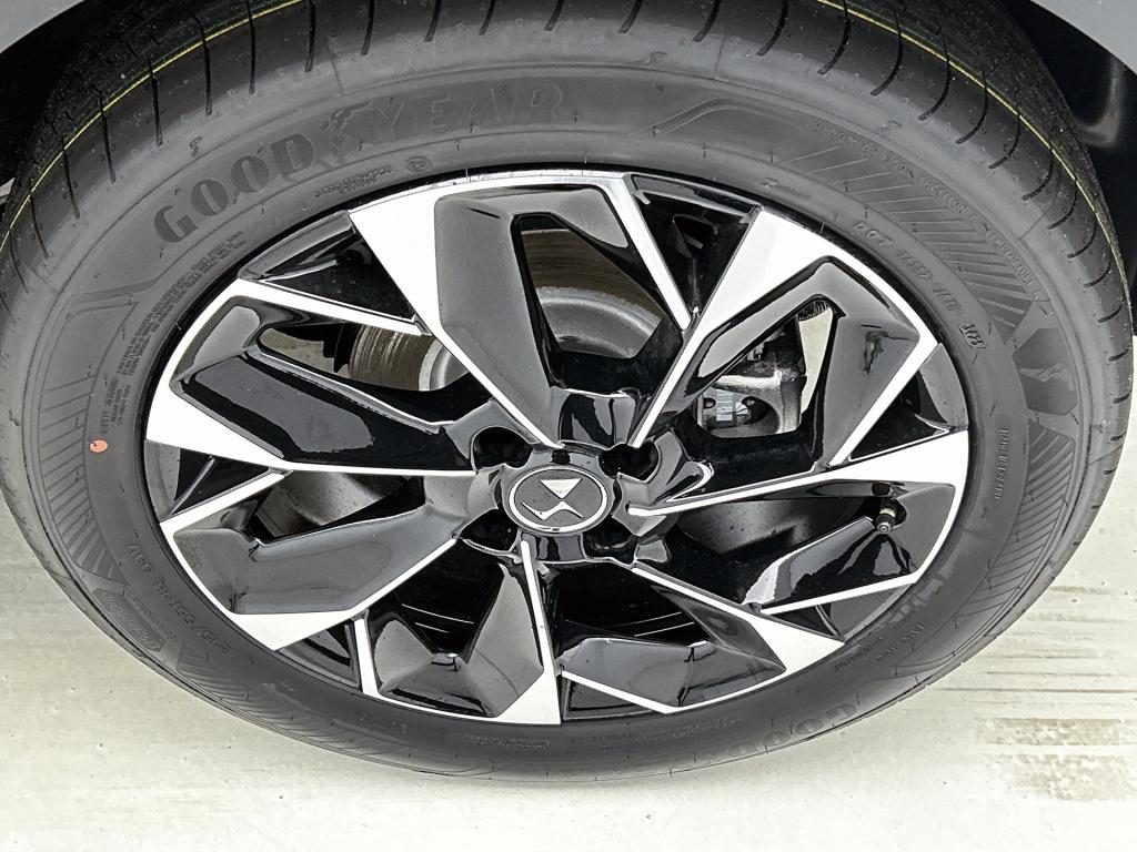 Ds Ds 3 e-tense ligne business 54 kwh