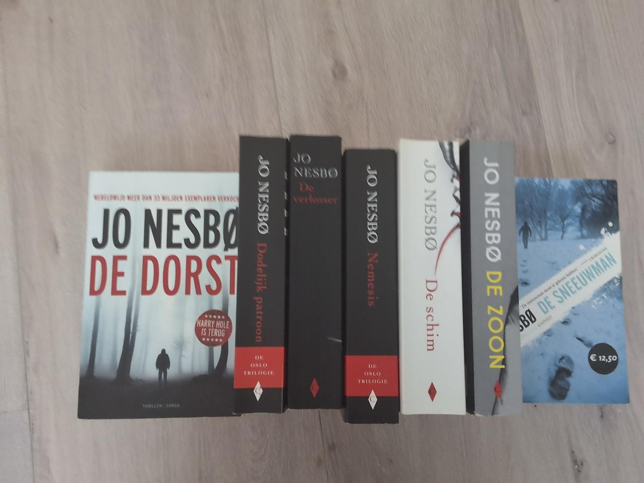 Diverse boeken thrillers