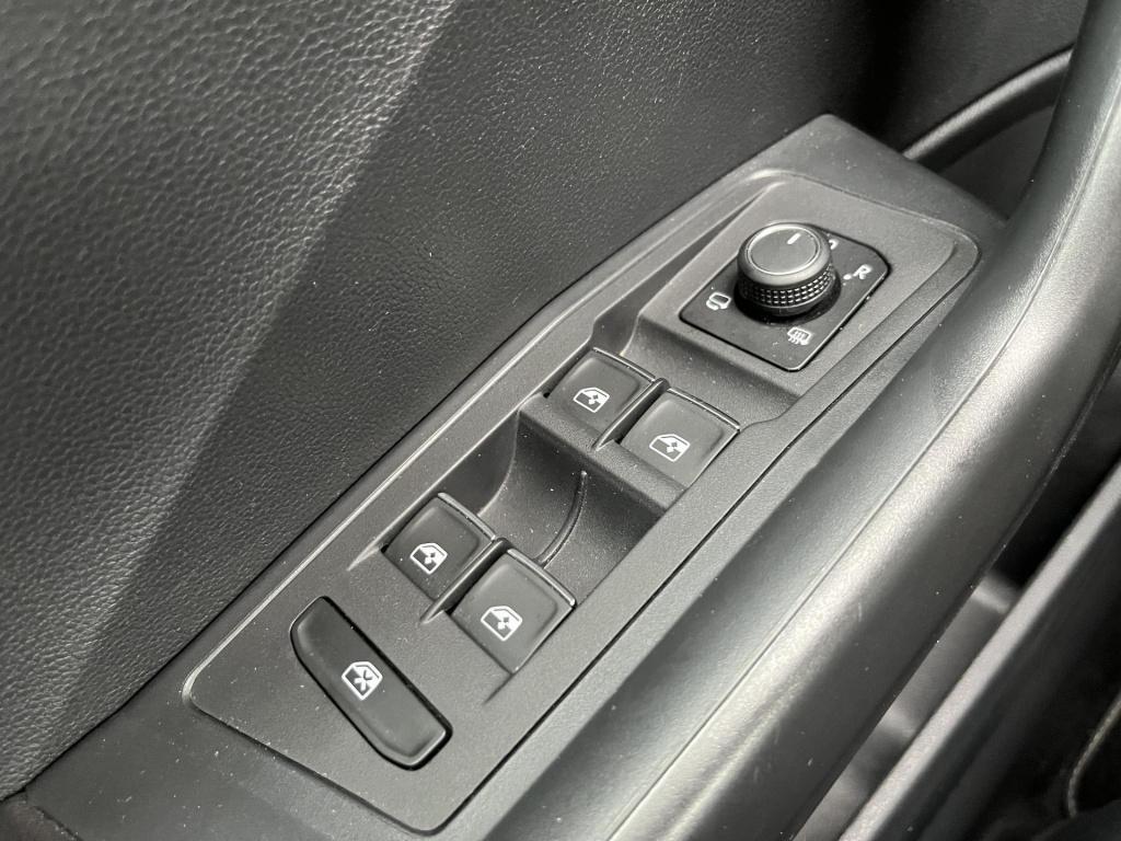 Volkswagen T-roc 2.0 tsi 4motion sport | r-line | cruise control | climate 