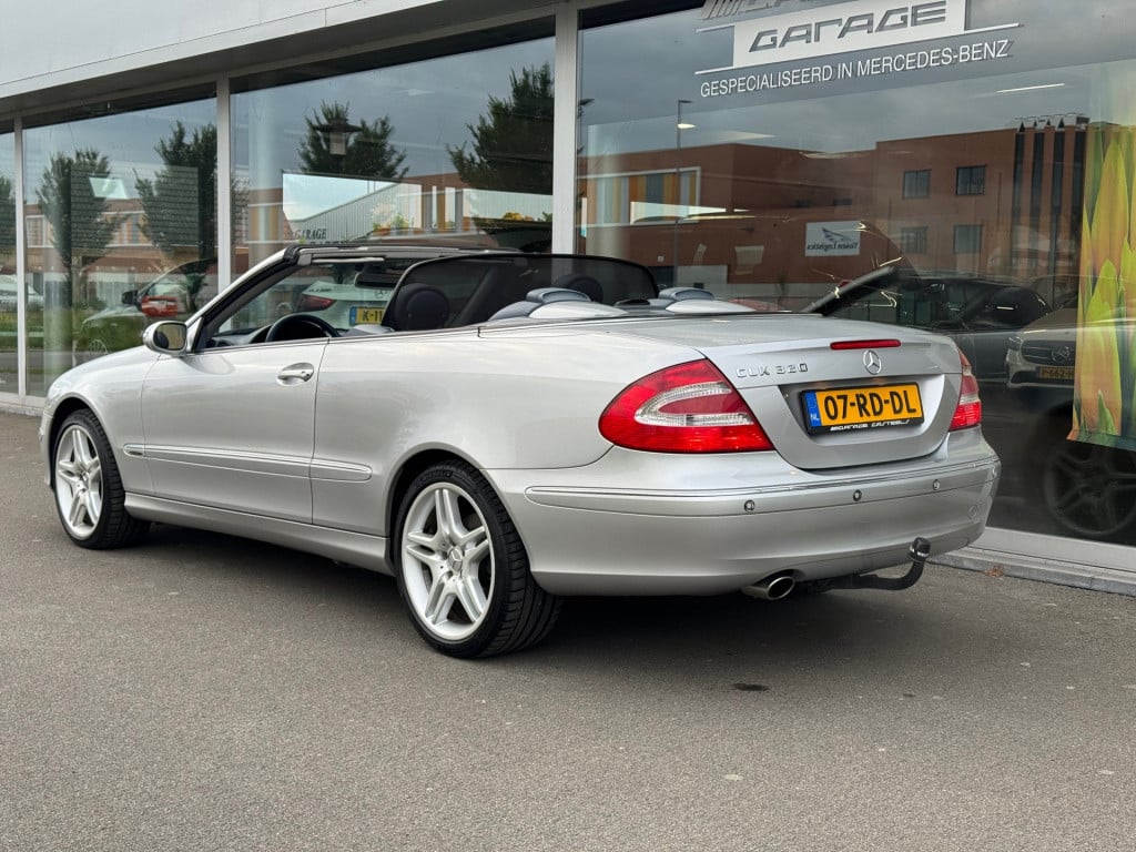 Mercedes-Benz Clk-klasse cabrio 320 elegance automaat , trekhaak