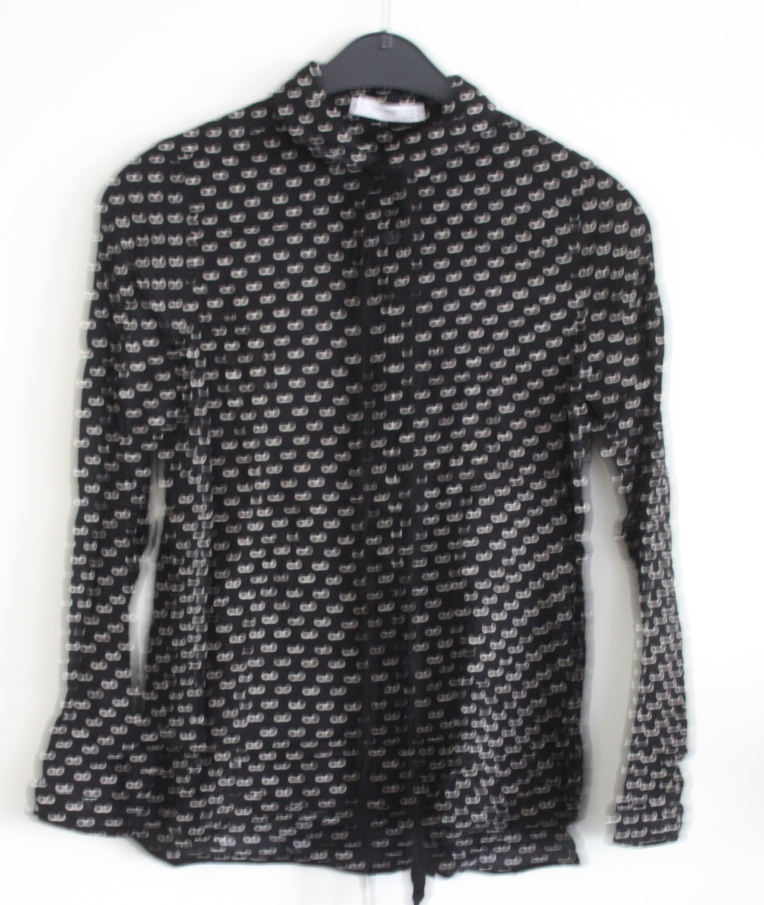 Zwarte blouse met witte rodjes maat s